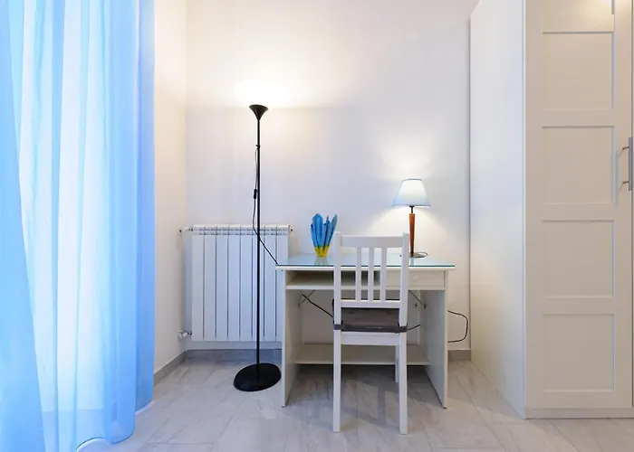 Via Aniello Falcone 72b Appartement *