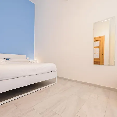 Appartement Via Aniello Falcone 72b *