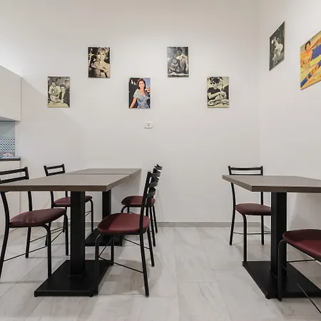 Via Aniello Falcone 72b * Naples