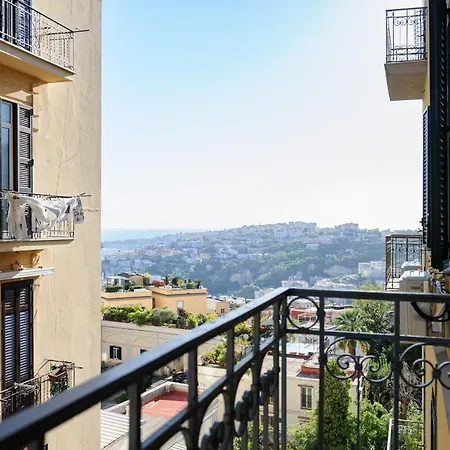 Via Aniello Falcone 72b Apartment Naples